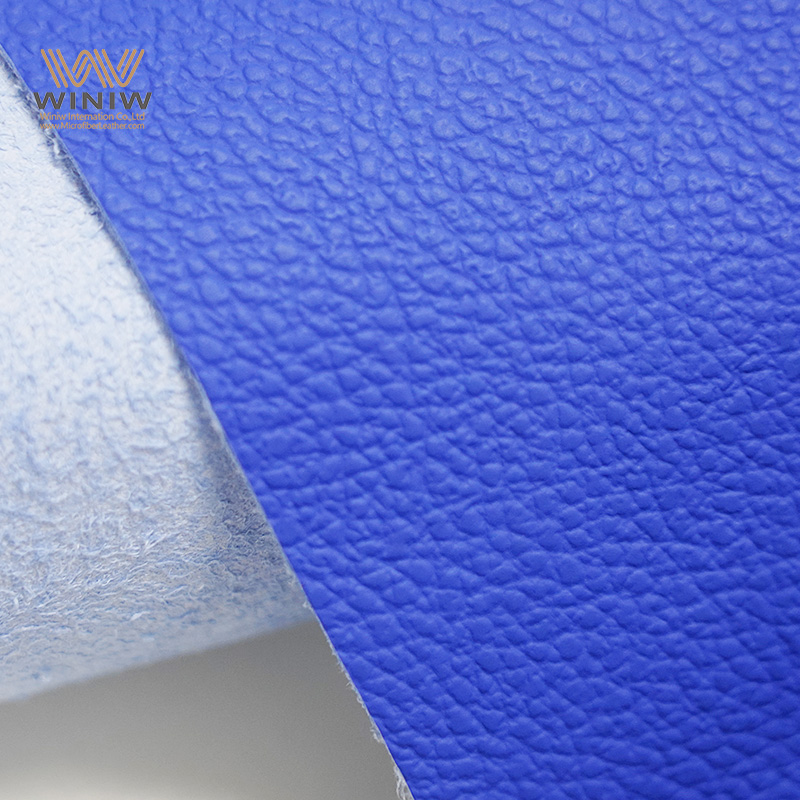 أي أريكة من الجلد الصناعي مناسبة لمنزلك العصري؟